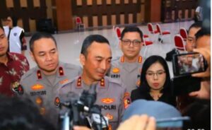 IMG-20240627-WA0027-300x184 Kapolri Mutasi Ratusan Anggota Irjen Pol. Syahardiantono Jadi Kabaintelkam